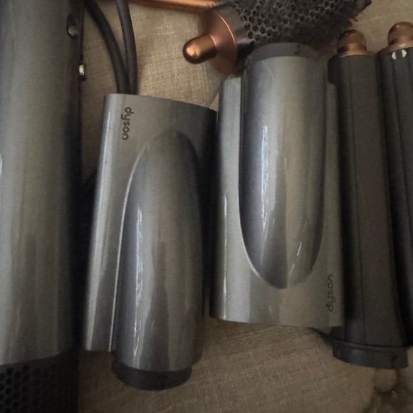 Dyson Multi-Styler Wand Hair dryer - Picture 8 of 8